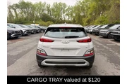 $17750 : Hyundai KONA 2023 AWD SE 4dr thumbnail