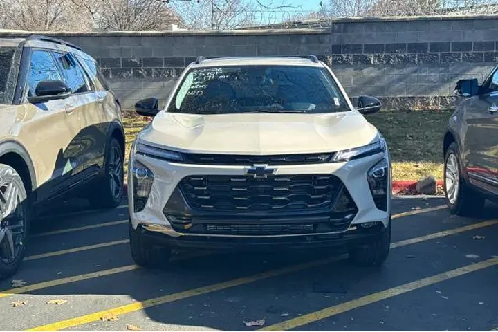 $24995 : Chevrolet Trax 2026 ACTIV 4d image 5