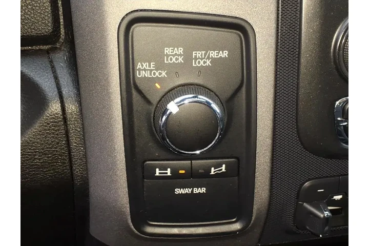 $38900 : Ram 2500 2018 4x4 Power Wago image 9