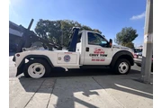 Chuy Towing Services thumbnail