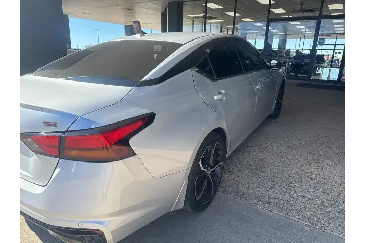 $20200 : Nissan Altima 2024 2.5 SR 4d image 5