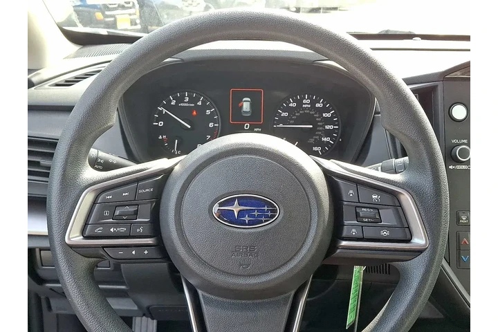 $25995 : Subaru Impreza 2025 AWD Base image 9