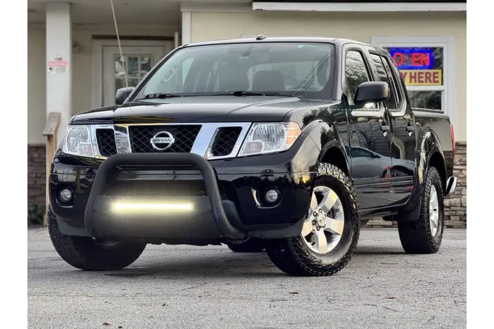 2013 Frontier SV image 1