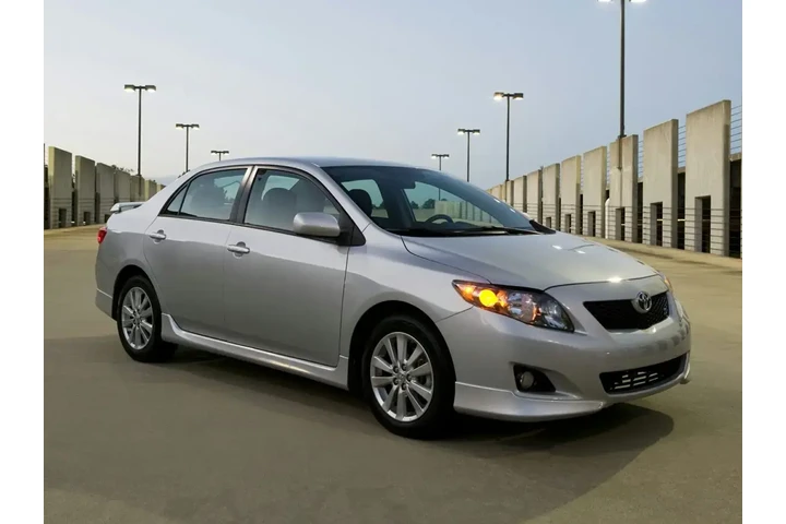 $3990 : Toyota Corolla 2010 S 4dr Se image 1