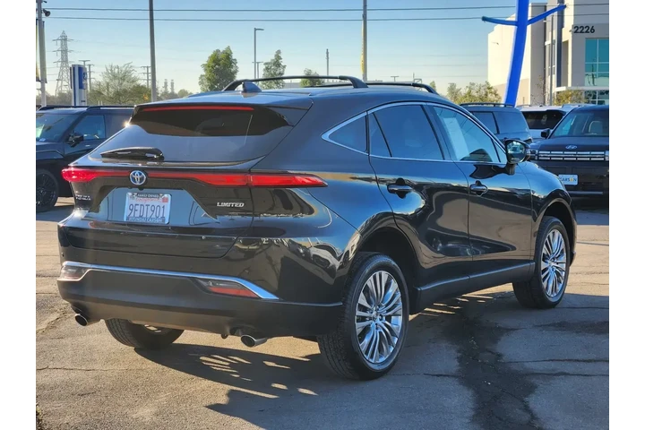 $34628 : Toyota Venza 2023 AWD Nights image 7