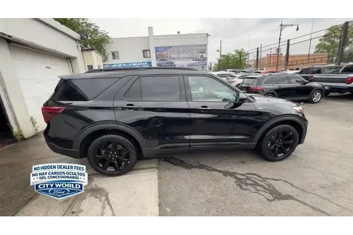 $37988 : Ford Explorer 2023 AWD ST-Li image 4