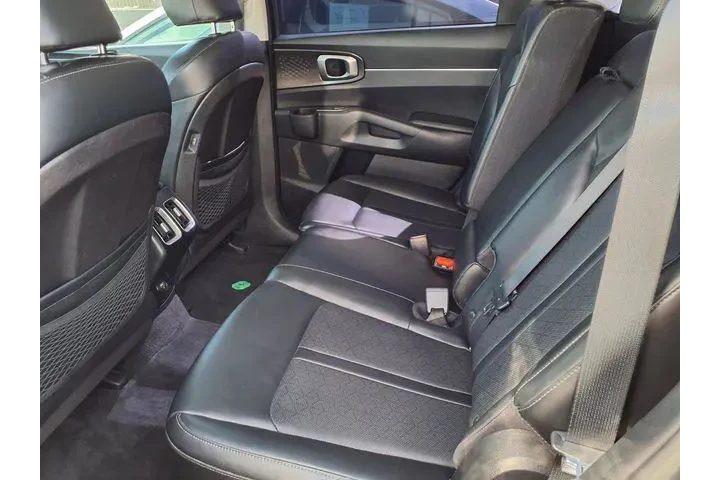 $19998 : Kia Sorento 2021 S 4dr SUV image 7