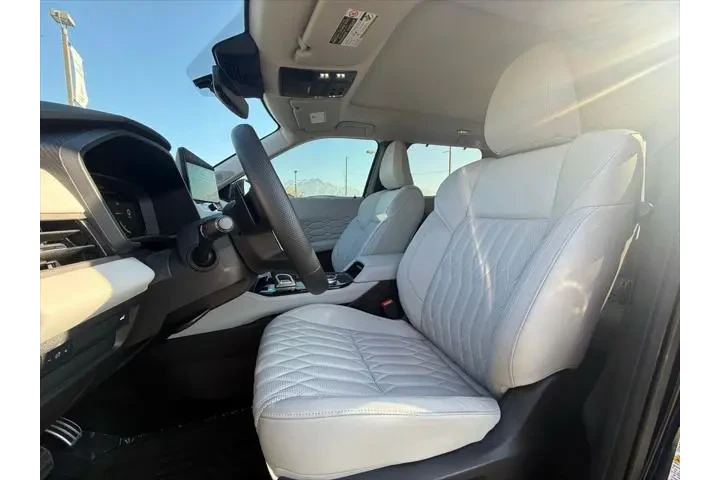 $31995 : Mitsubishi Outlander 2025 AW image 10