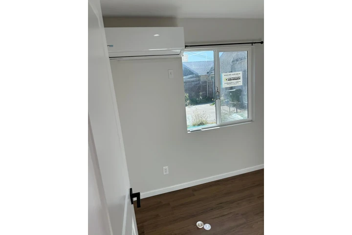 $1200 : Cuartos en renta image 1