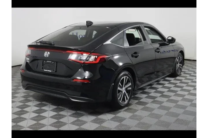 $26375 : Honda Civic 2024 LX 4dr Hatc image 7