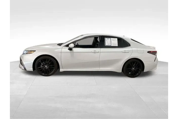 $24985 : Toyota Camry 2021 XSE 4dr Se image 2