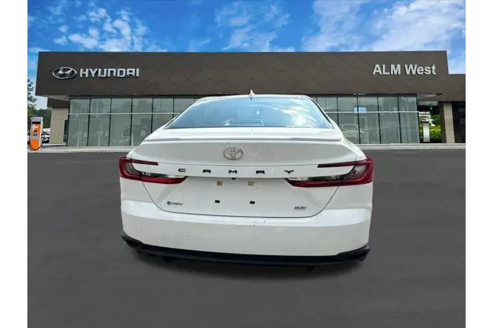 $24920 : Toyota Camry 2025 SE 4dr Sed image 6