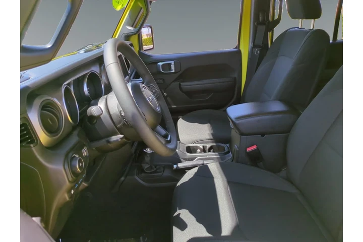 $30750 : Jeep Wrangler 2023 4x4 Willy image 9