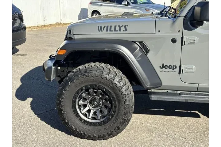 $29600 : Jeep Wrangler 2021 4x4 Sport image 9