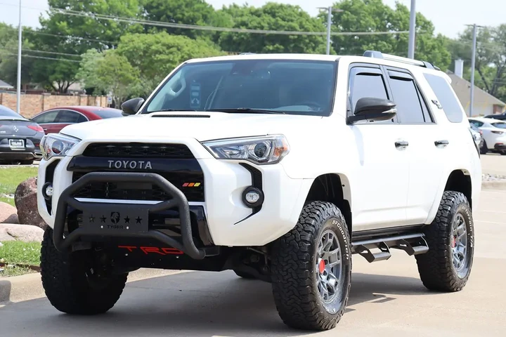 $43848 : 2023 4Runner SR5 Premium image 5