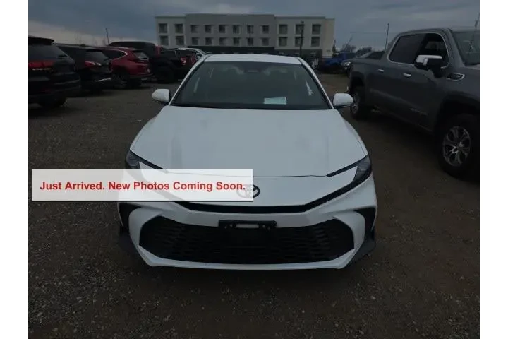 $37900 : Toyota Camry 2026 SE 4dr Sed image 2