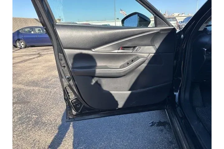 $16422 : Mazda CX-30 2021 AWD Select image 9