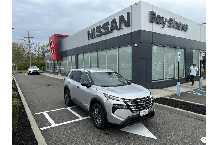 $20101 : Nissan Rogue 2024 AWD S 4dr image 2