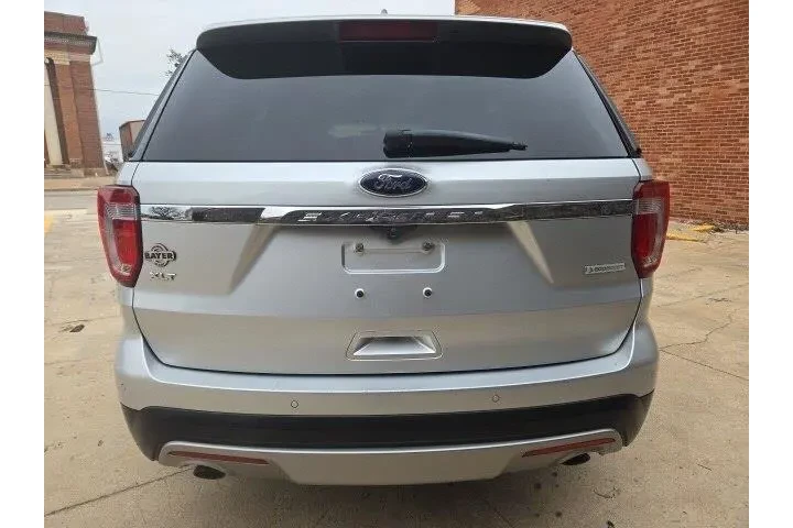 $12750 : Ford Explorer 2016 XLT 4dr S image 6