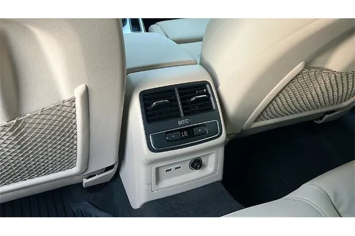 $29373 : Audi A5 Sportback 2022 AWD q image 8