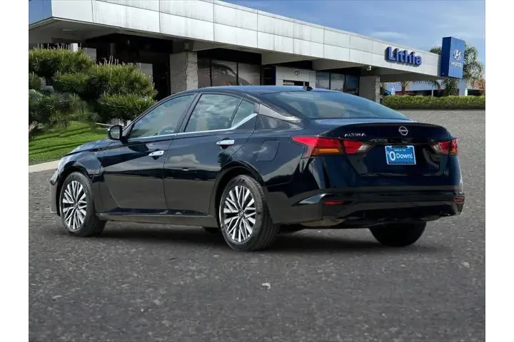 $20777 : Nissan Altima 2025 2.5 SV 4d image 7