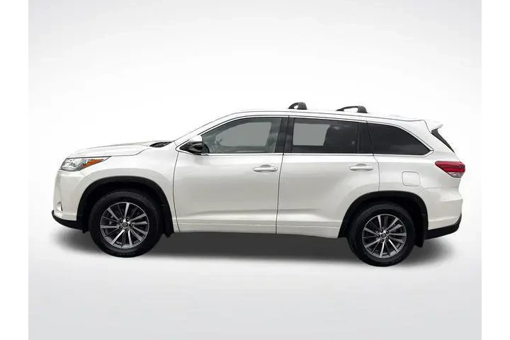 $24597 : Toyota Highlander 2017 AWD X image 2