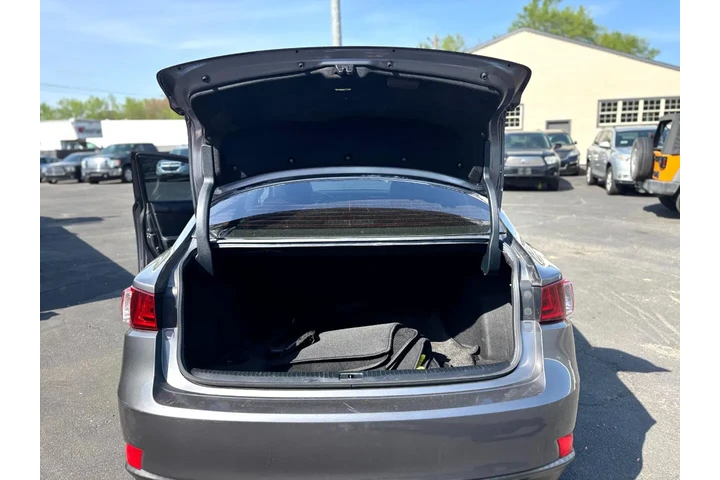 $17995 : 2015 IS image 4