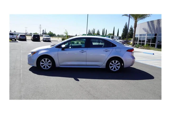 $22250 : 2024 Corolla LE image 9
