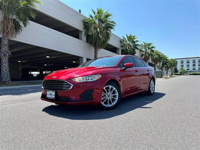 $16000 : 2020 FORD FUSION2020 FORD FUS image 2