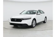 $25998 : Honda Accord 2024 LX 4dr Sed thumbnail