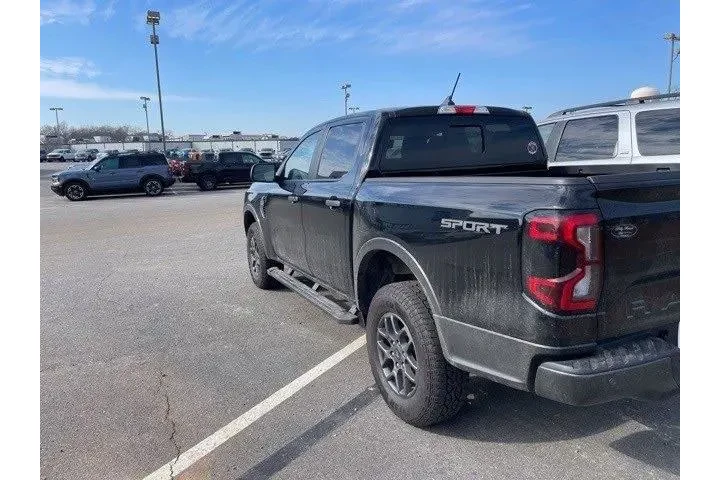 $32992 : Ford Ranger 2024 4x2 XLT 4dr image 4