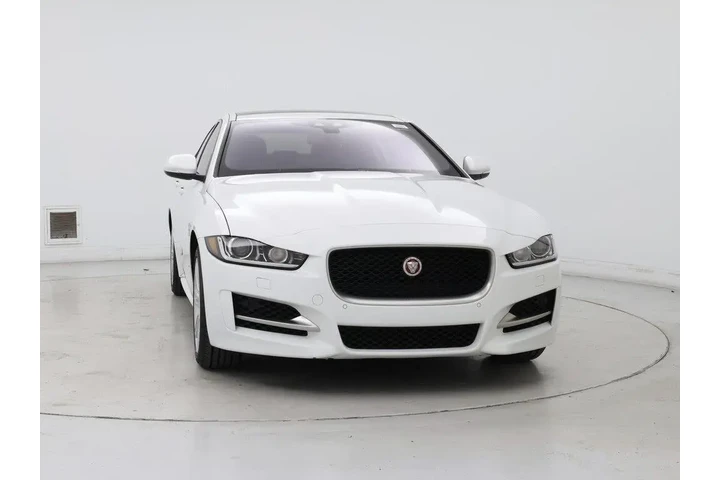 $18998 : Jaguar XE 2018 AWD 25t R-Spo image 5