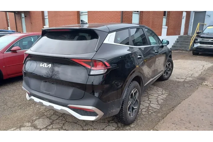 $24575 : Kia Sportage 2024 AWD LX 4dr image 2