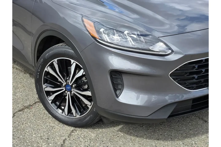 $18500 : Ford Escape 2022 SE 4dr SUV image 9