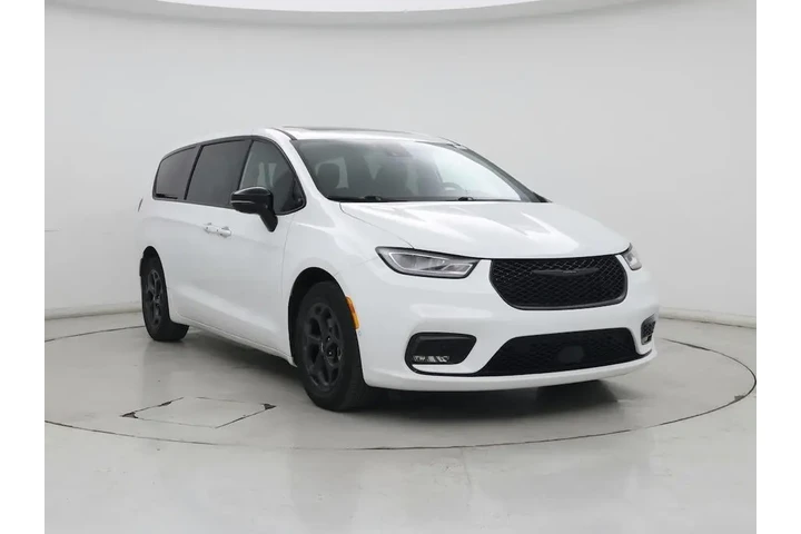 $32998 : Chrysler Pacifica Plug-In Hy image 1