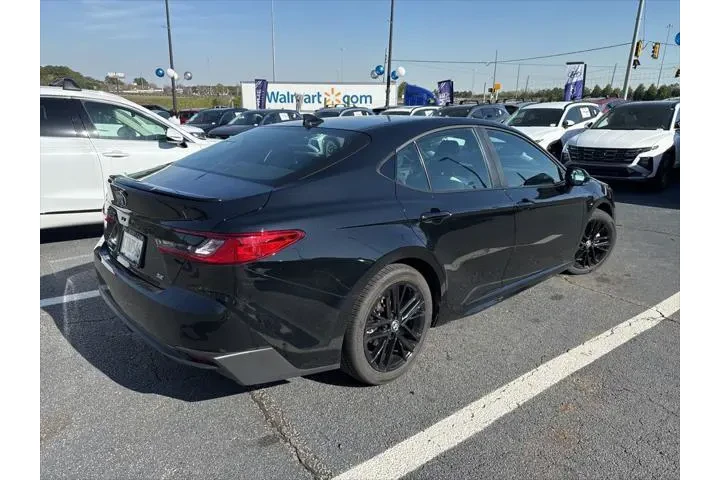 $28991 : Toyota Camry 2025 SE 4dr Sed image 4