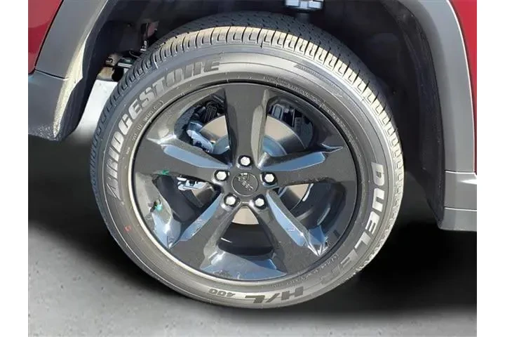 $37456 : Jeep Grand Cherokee 2025 4x4 image 9