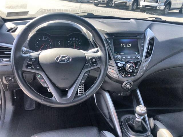 $14500 : PRE-OWNED 2016 HYUNDAI VELOST image 10