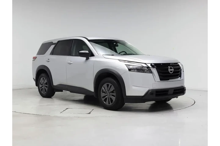 $26998 : Nissan Pathfinder 2024 S 4dr image 1