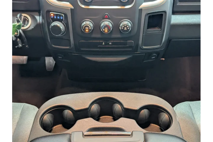 $29997 : Ram 1500 Classic 2024 4x2 SL image 10