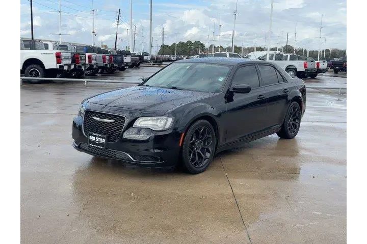 $17499 : Chrysler 300 2020 Touring 4d image 7