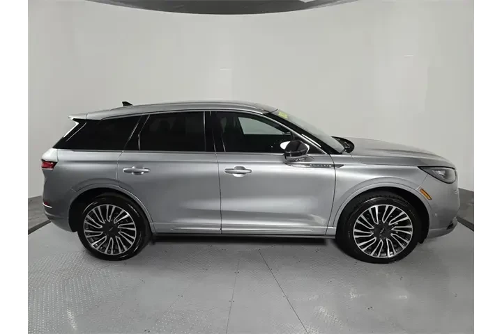 $33784 : Lincoln Corsair 2022 AWD Res image 4