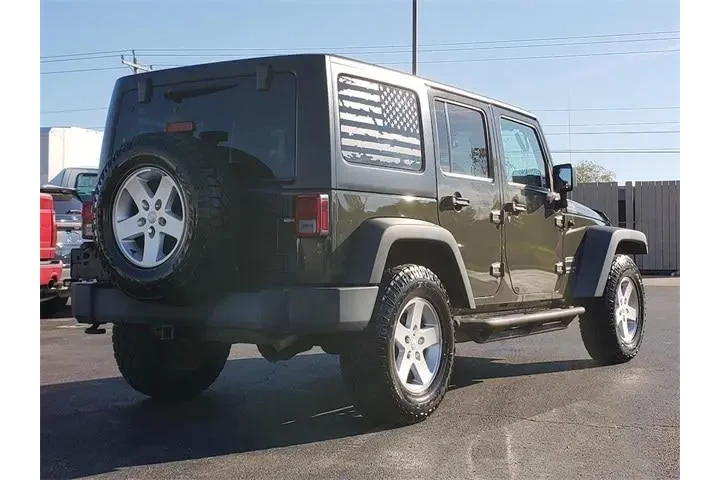 $16900 : Jeep Wrangler Unlimited 2016 image 8