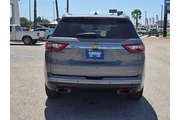 $27998 : 2019 Traverse Premier thumbnail