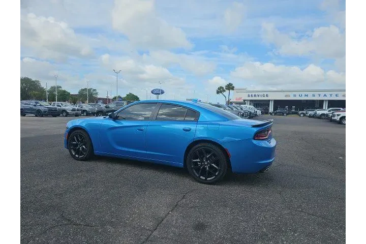 $22697 : Dodge Charger 2023 SXT 4dr S image 5