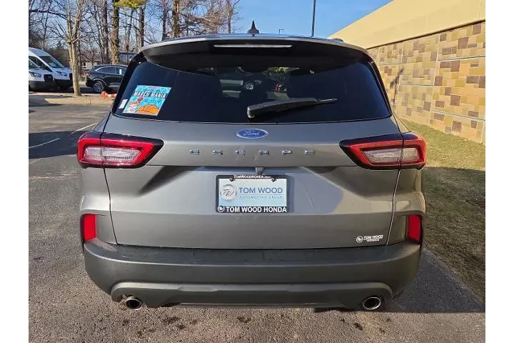 $24805 : Ford Escape 2025 ST-Line 4dr image 6