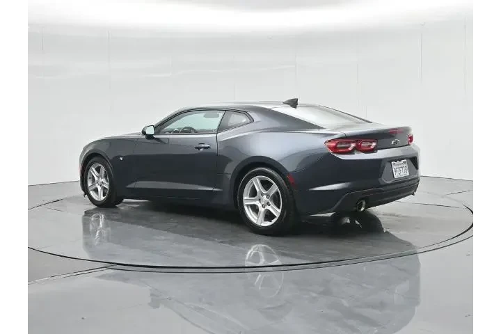 $26200 : Chevrolet Camaro 2023 LT 2dr image 7