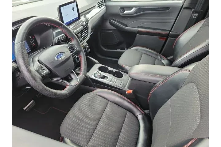 $21500 : Ford Escape 2023 AWD ST-Line image 3