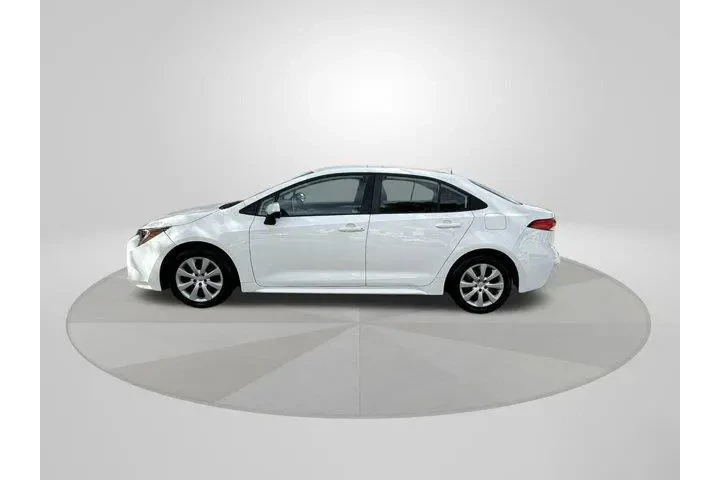 $13340 : Toyota Corolla 2021 LE 4dr S image 4