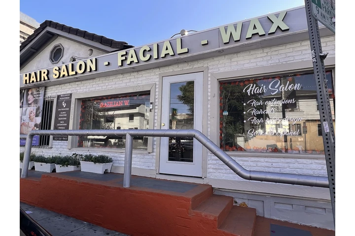 NAILS STATION RENT O COMISION image 7